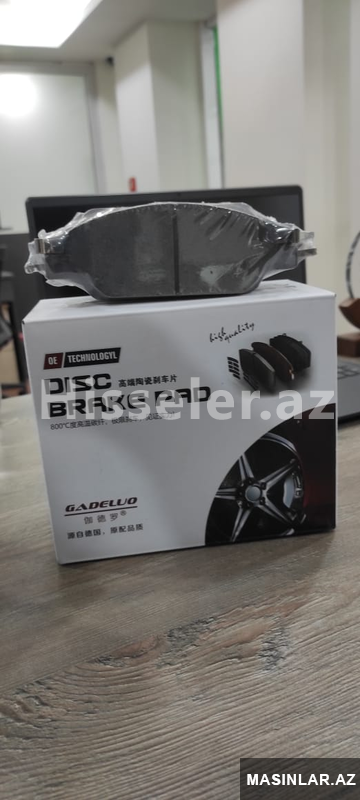 Byd Qin plus ön naklatka Byd Qin plus ön naklatka