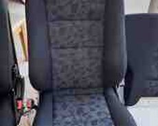 Mercedes salon mebeli
